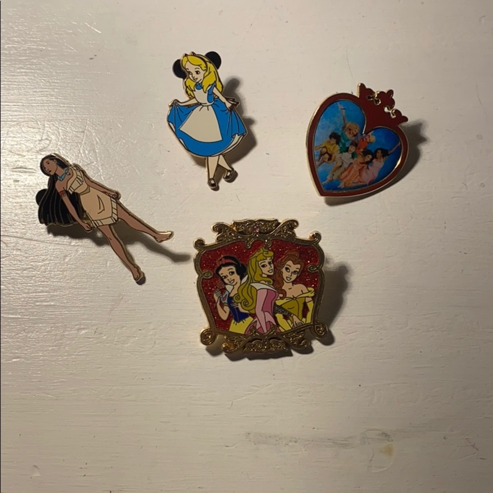 Authentic Disney Pins!!!